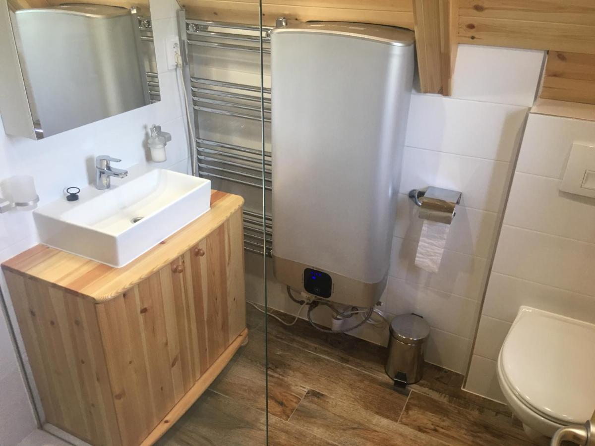Wooden Apartman Premium Jacuzzival อัลโชเอิร์ช ภายนอก รูปภาพ