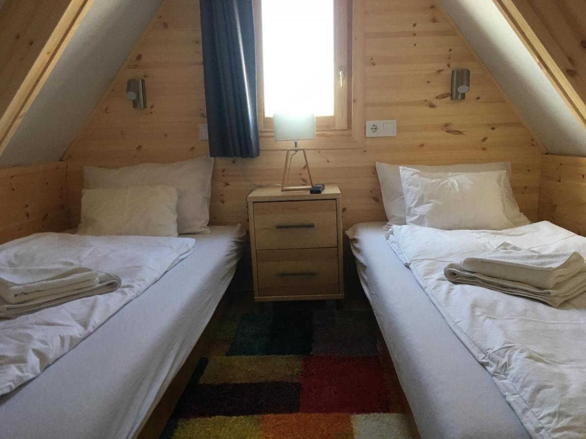 Wooden Apartman Premium Jacuzzival อัลโชเอิร์ช ภายนอก รูปภาพ